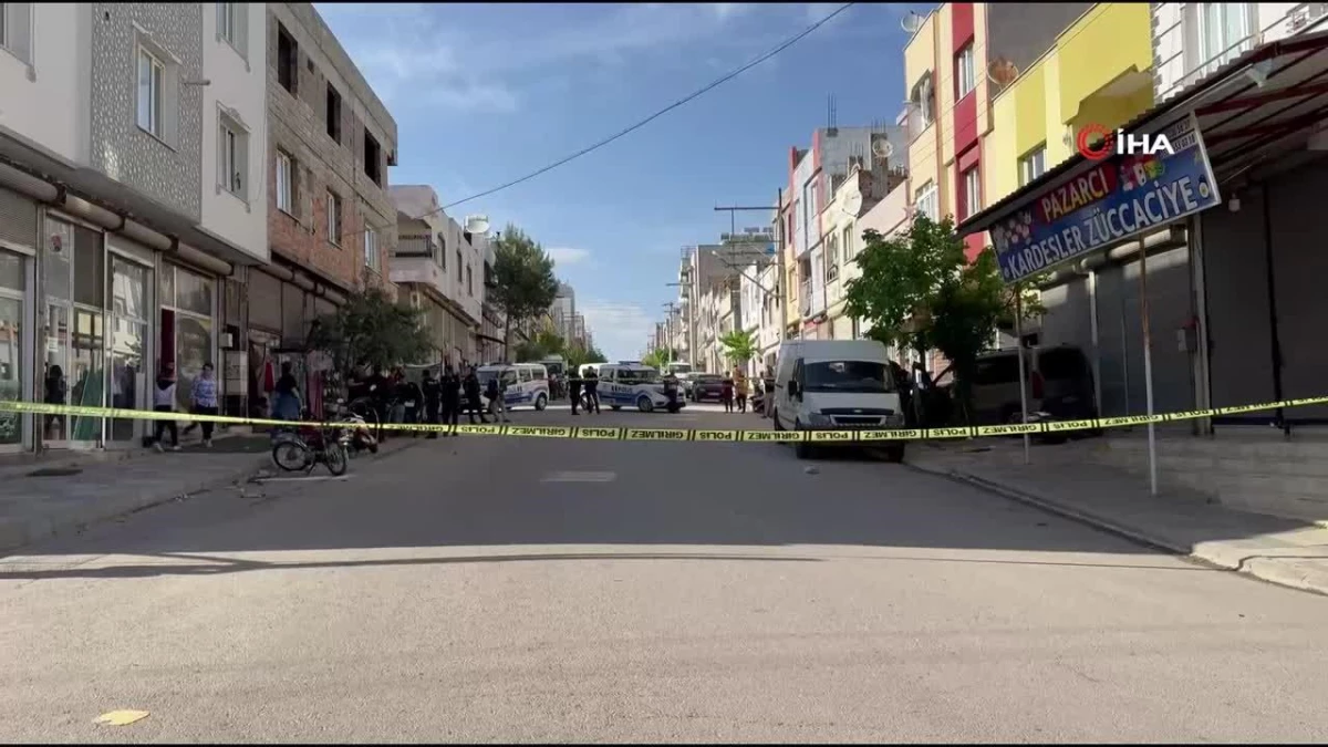 Kilis\'te 14 yaşındaki çocuğun kullandığı araç yayalara çarptı: 1 ölü, 2 yaralı