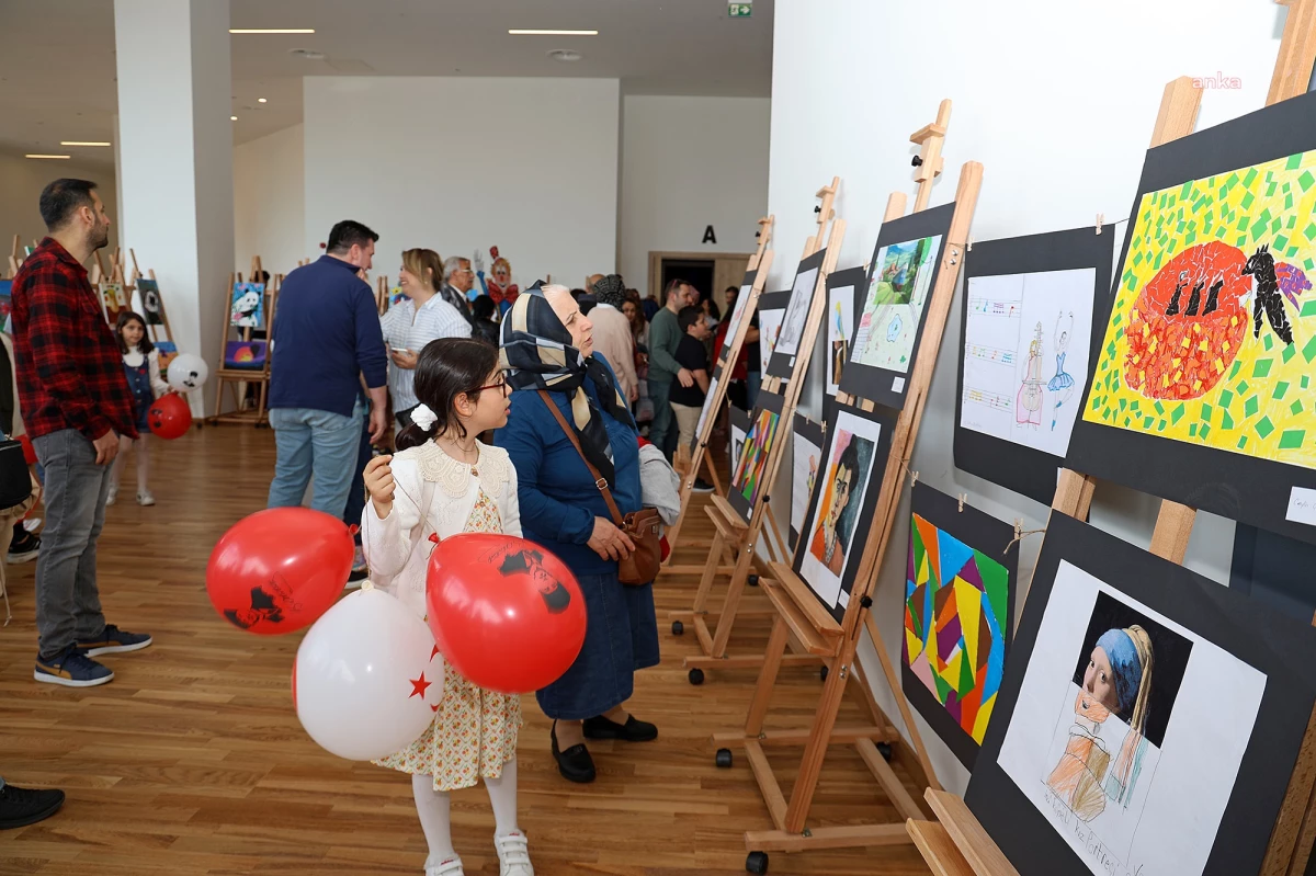 Ataşehir Belediyesi\'nin \'Sanat Eğitimlerini Mahallenize Getiriyoruz\' projesi çerçevesinde çocuklar tarafından yapılan resimler sergilendi