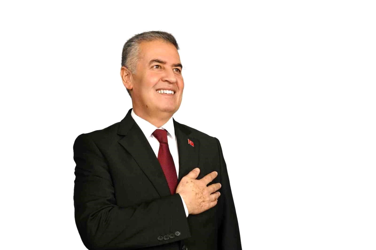 Buharkent Belediye Başkanı Mehmet Erol, 23 Nisan Ulusal Egemenlik ve Çocuk Bayramı\'nı kutladı