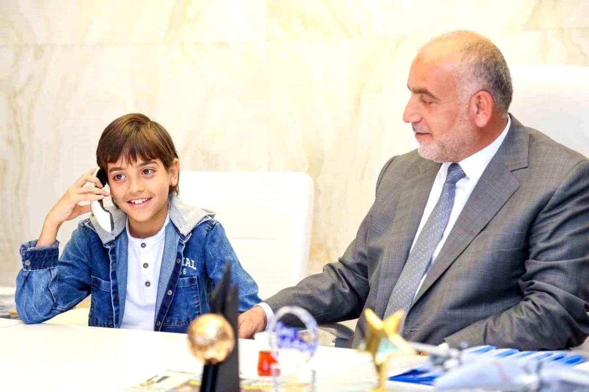 Canik Belediye Başkanı İbrahim Sandıkçı, Çocukları ve Gençleri Yetiştirmek İçin Çalışıyor