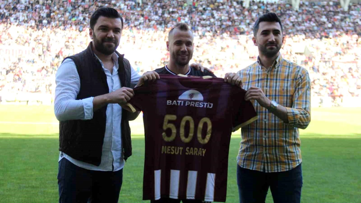 Elazığspor Kaptanı Mesut Saray, kariyerinin 500. maçına çıktı