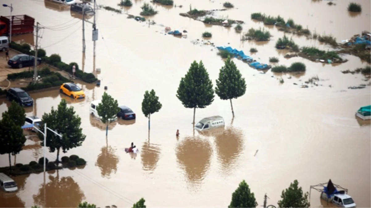 İran\'da sel felaketinde 10 kişi hayatını kaybetti