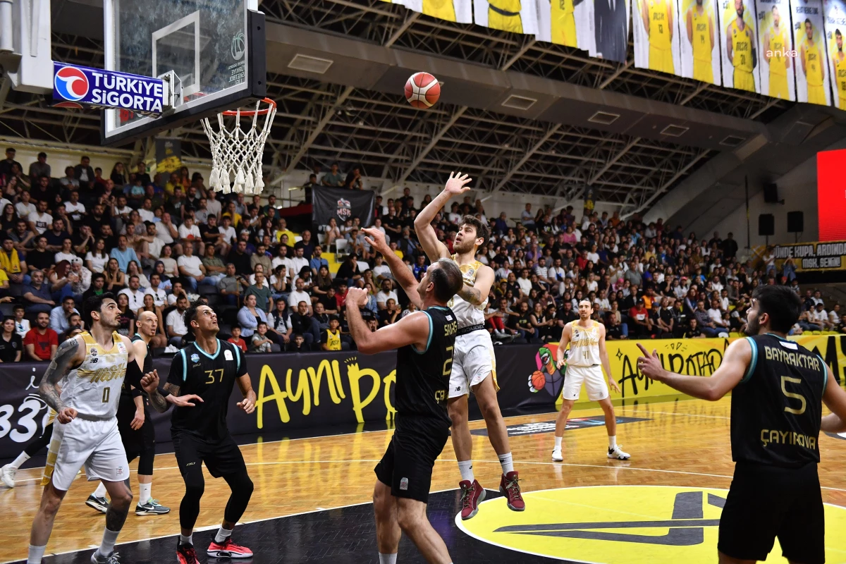 Mersin Büyükşehir Belediyesi Erkek Basketbol Takımı Çayırova Belediyesi\'ni Yendi