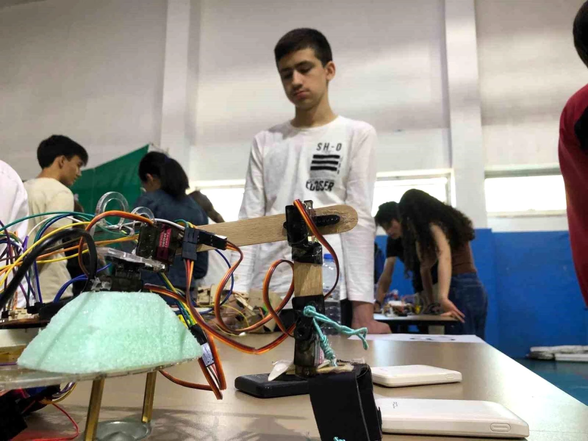 Muğla Uluslararası Gençlik Merkezi\'nde İleri Robotik Proje Şenliği Düzenlendi