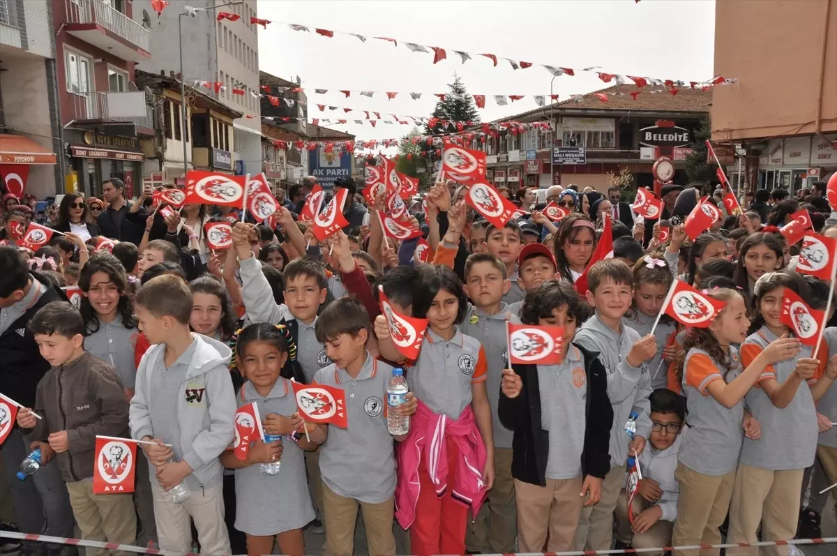 23 Nisan Ulusal Egemenlik ve Çocuk Bayramı Törenleri