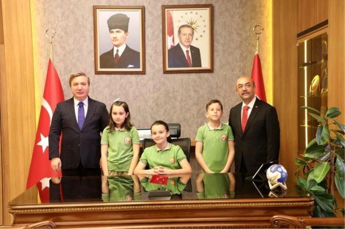Erzincan\'da 23 Nisan Ulusal Egemenlik ve Çocuk Bayramı Coşkuyla Kutlandı