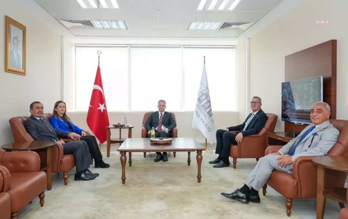 Taksim Meydanı 1 Mayıs kutlamalarına yine kapatıldı