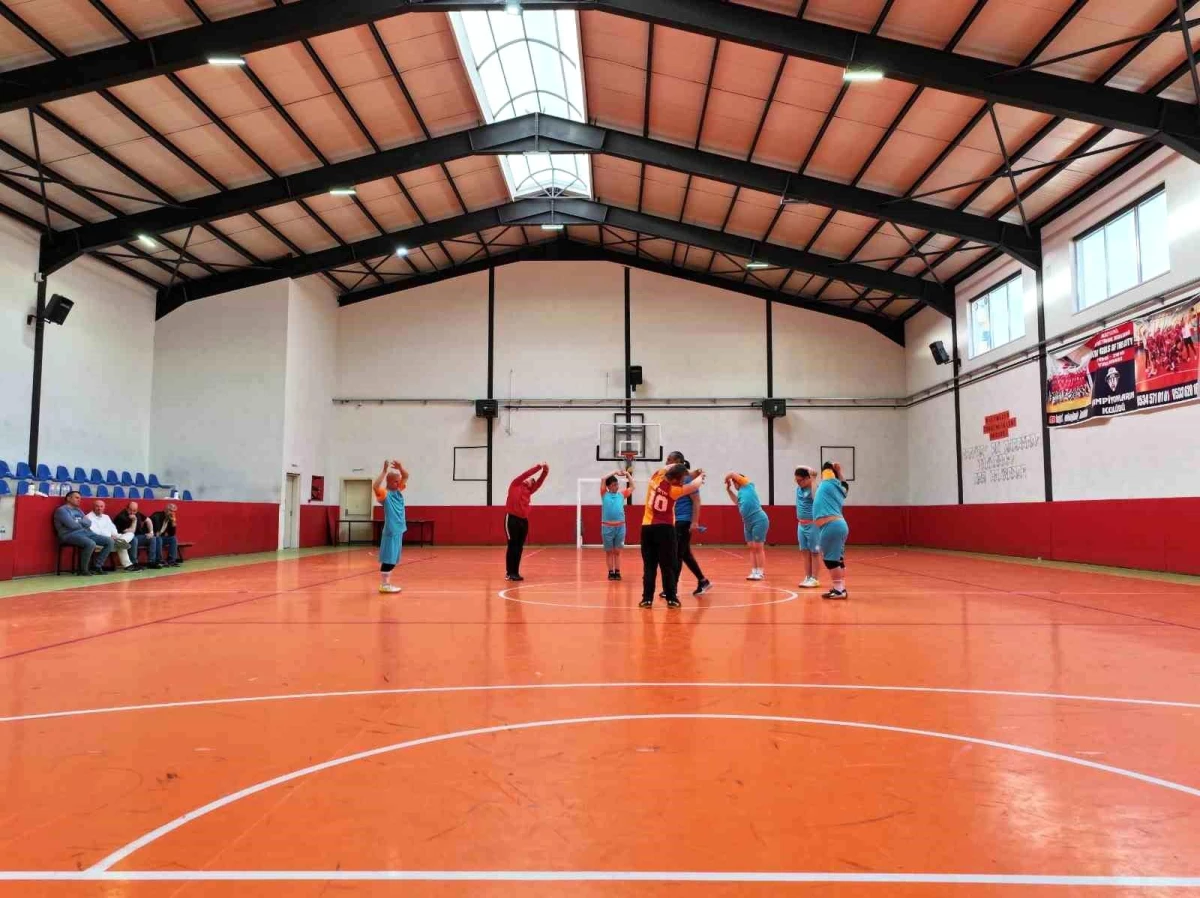 Down Sendromlu Hacı Ömer Aslantürk, Futsal Milli Takımı ile Dünya Şampiyonu Olmak İstiyor