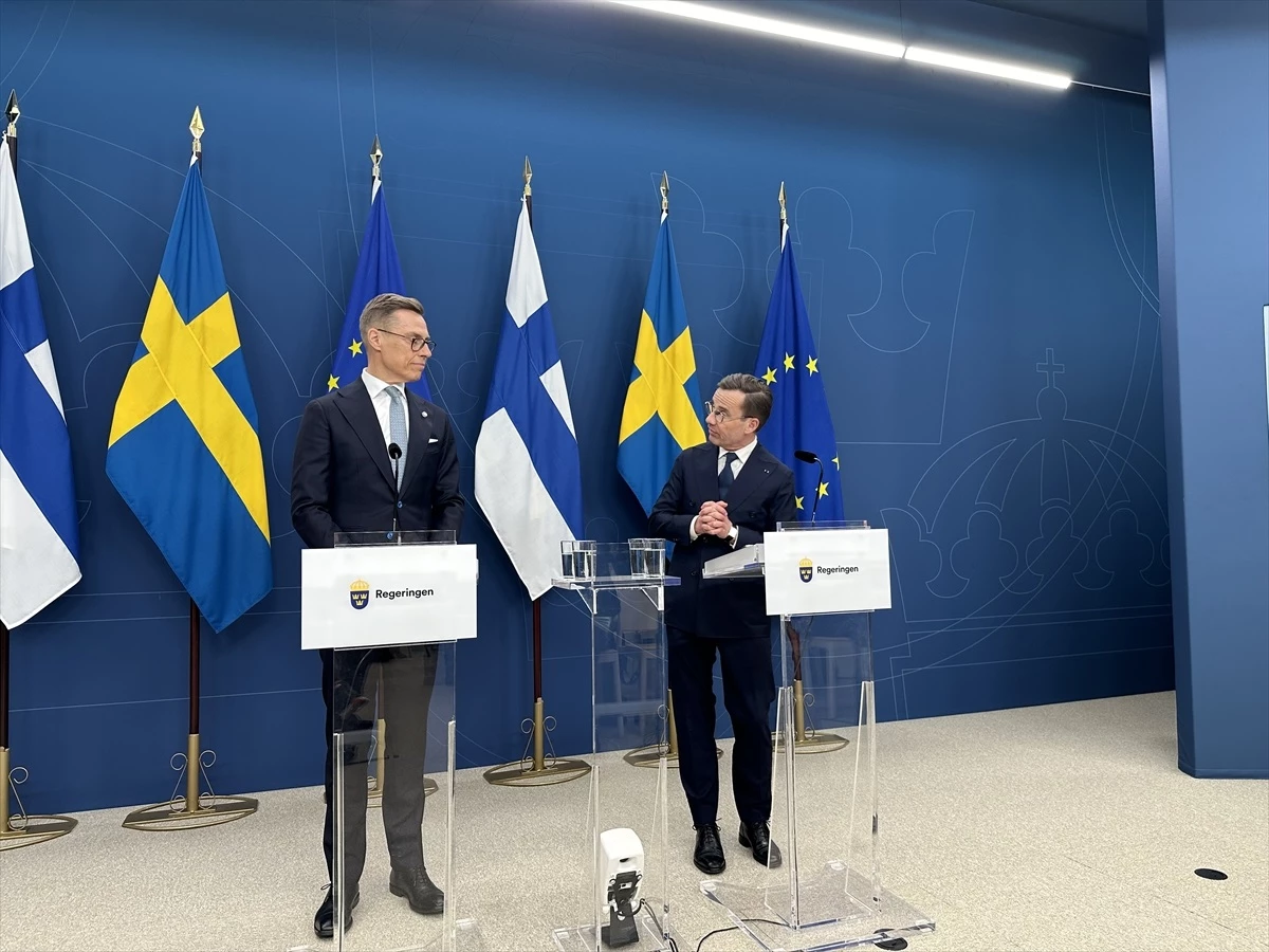 İsveç Başbakanı Ukrayna\'ya daha fazla destek çağrısı yaptı