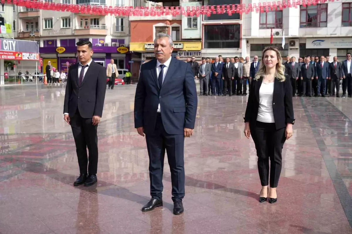 Kilis\'te 23 Nisan Ulusal Egemenlik ve Çocuk Bayramı kutlamaları düzenlendi