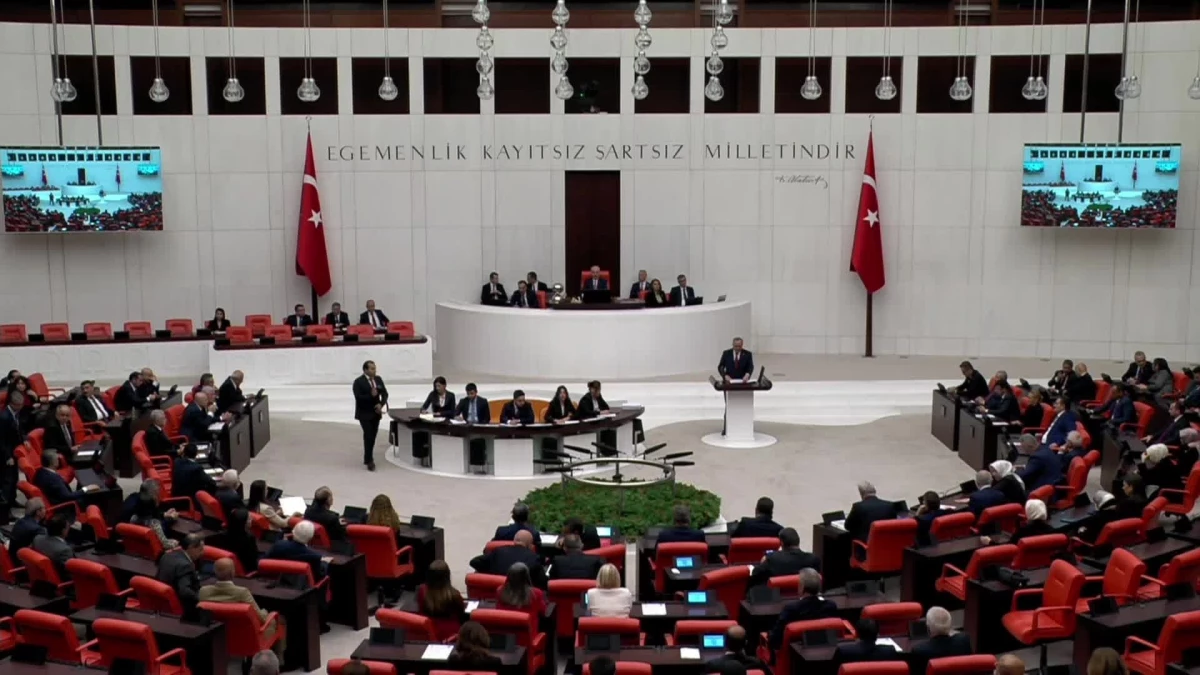 MHP Grup Başkanvekili Erhan Akçay: Ankara\'da açılan Meclis umutsuzluğu silip atmıştır