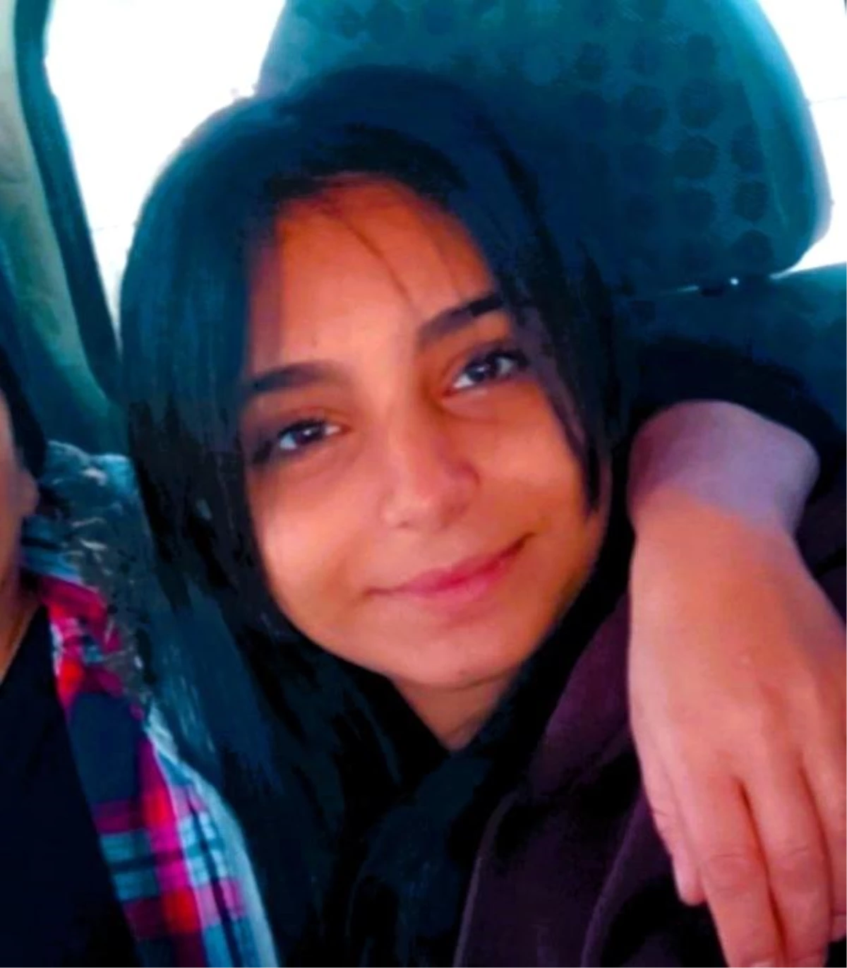 Denizli\'de Kaybolan Kız Çocuğundan Haber Alınamıyor