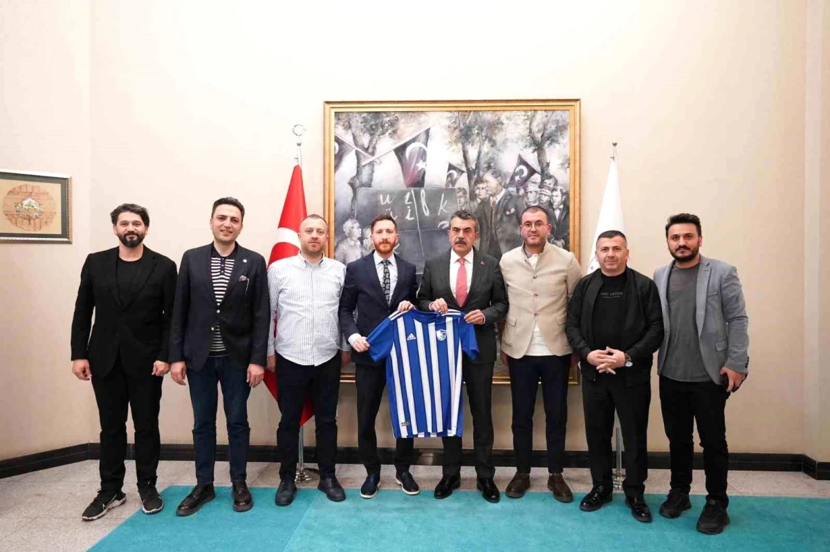 Erzurumspor Kulüp Başkanı Ahmet Dal, Ankara\'da önemli temaslarda bulundu