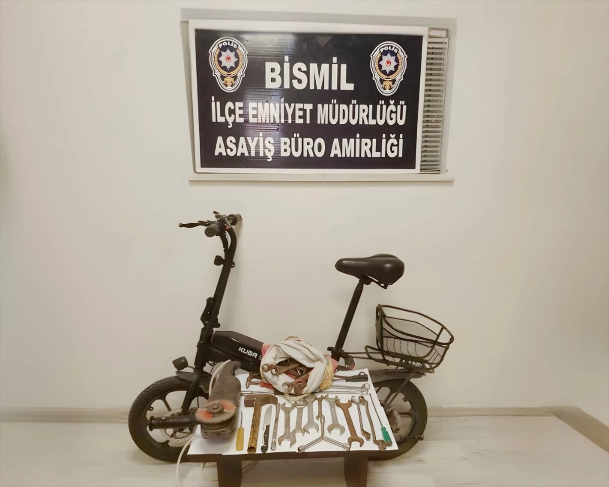 Diyarbakır Bismil\'de Hırsızlık Şüphelileri Yakalandı