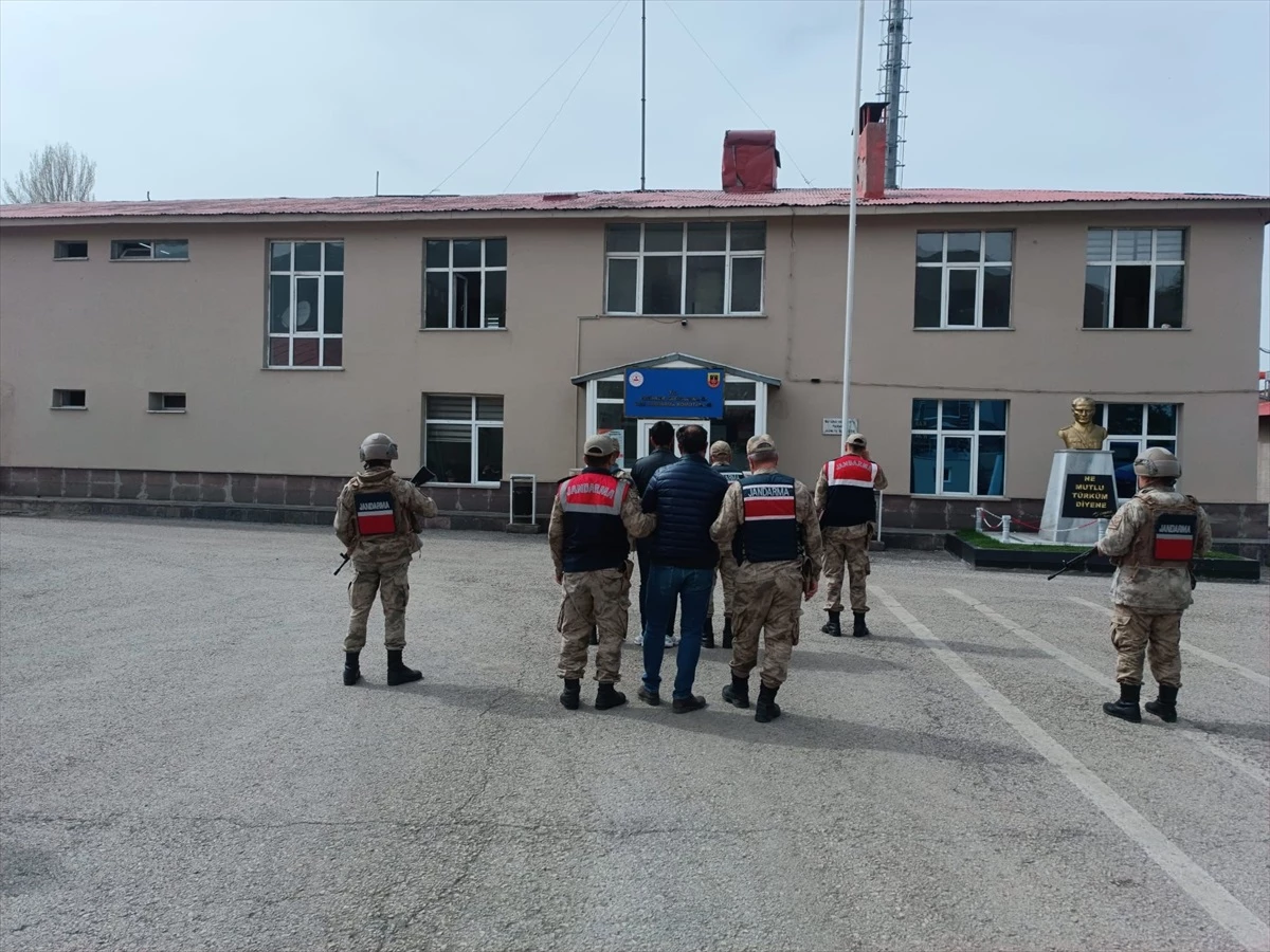 Erzurum\'da düzenlenen operasyonda 2 zanlı tutuklandı