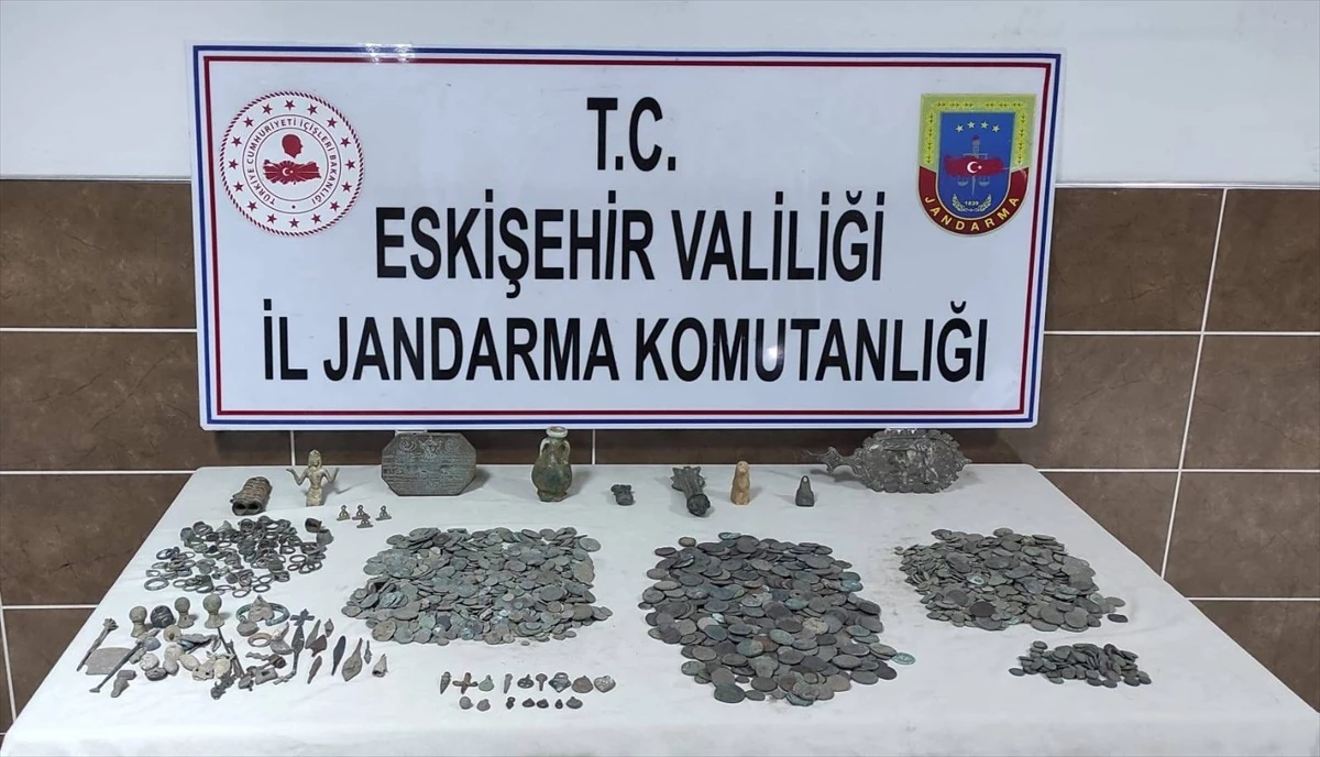 Eskişehir\'de Tarihi Eser Kaçakçılarına Operasyon: 3 Gözaltı