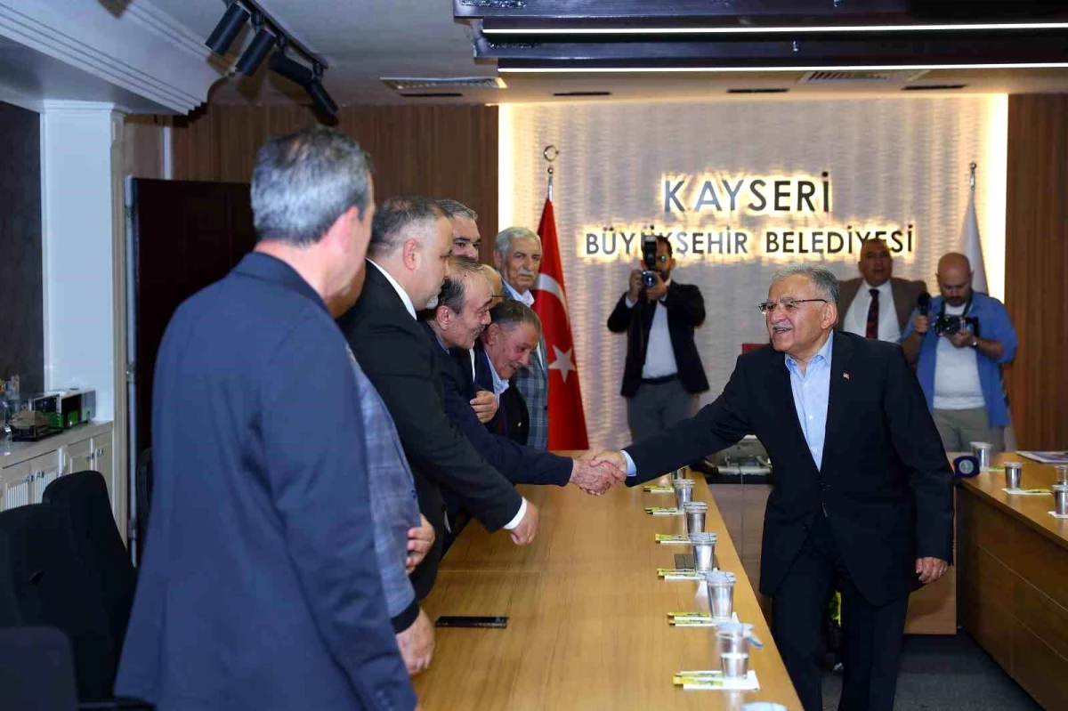 Kayseri Büyükşehir Belediye Başkanı Esnaf Odaları Başkanlarını Ağırladı