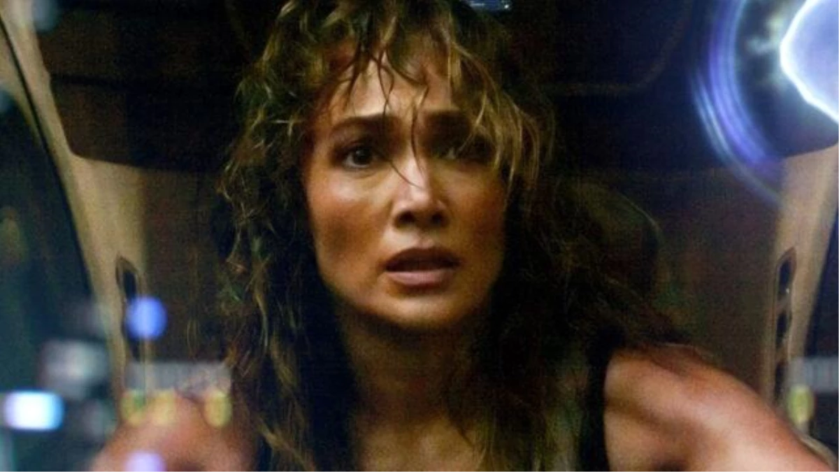 Jennifer Lopez\'li yapay zeka temalı Atlas\'ın yeni fragmanı