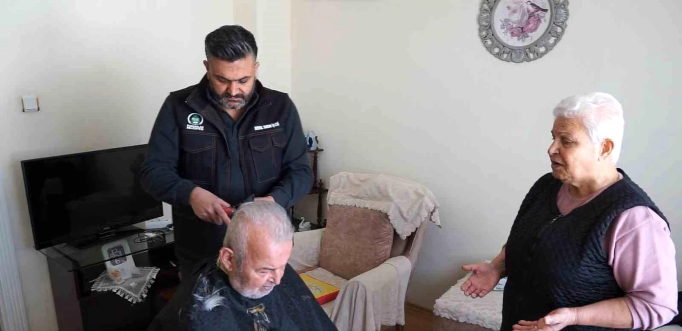 Pursaklar Belediyesi, Evde Berber Hizmeti ile yaşlı ve özel gereksinimli vatandaşlara ücretsiz hizmet veriyor