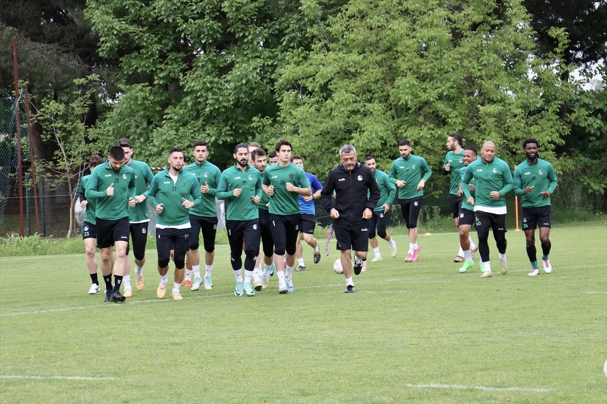 Sakaryaspor, Giresunspor maçı için hazırlıklarını sürdürüyor