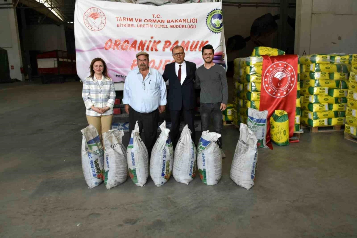 Aydın Söke\'de Organik Pamuk Projesi Kapsamında Tohum ve Kompost Dağıtım Töreni Gerçekleştirildi