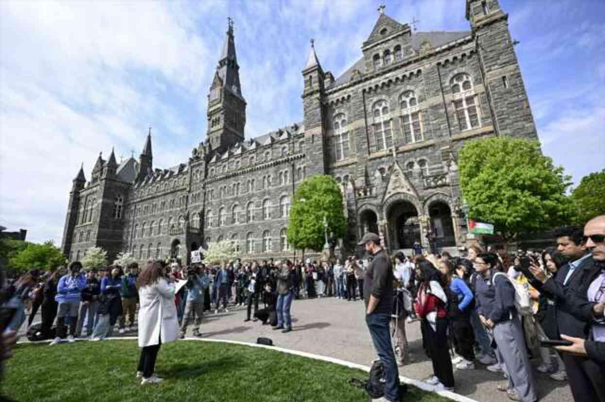 ABD'deki Gazze gösterilerine George Washington ve Georgetown üniversiteleri de katıldı