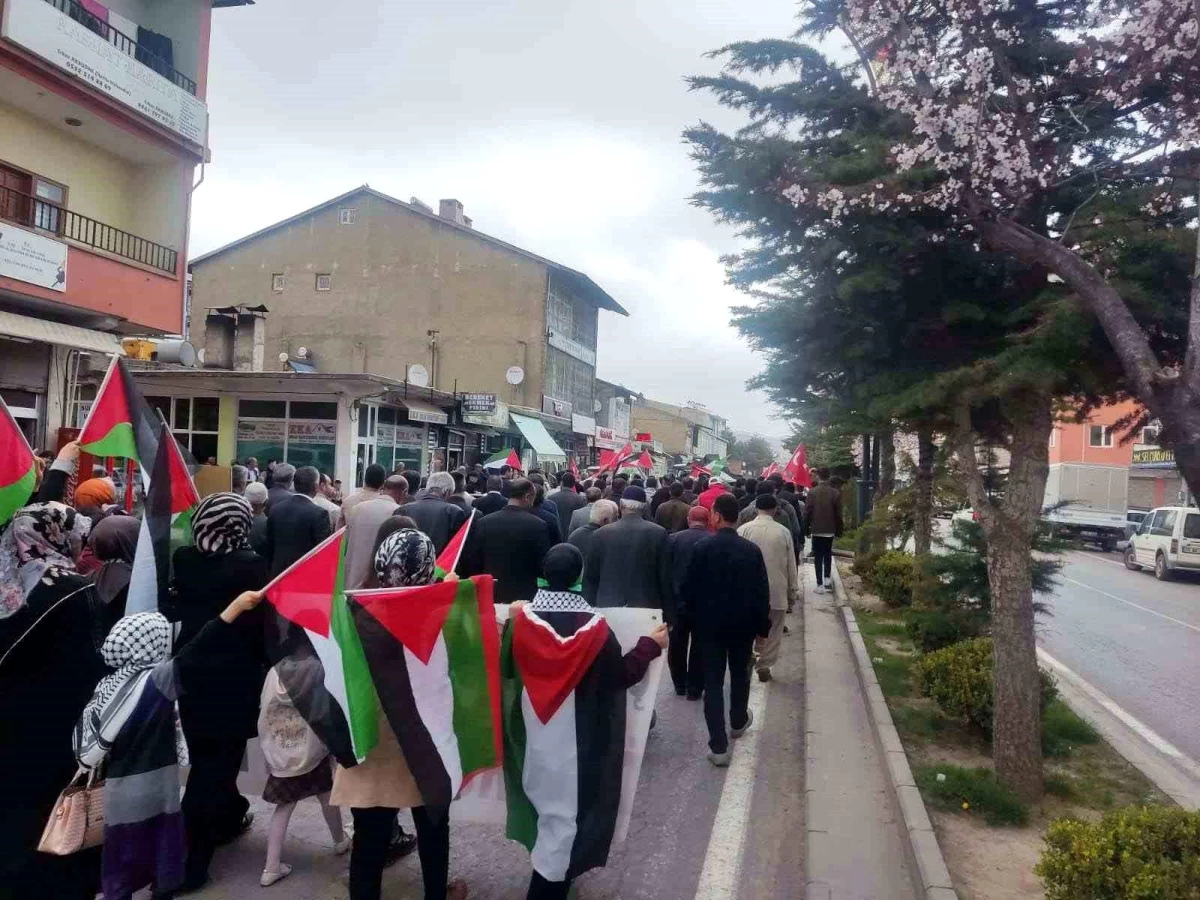 Bitlis\'te Filistin\'e Destek Yürüyüşü Düzenlendi