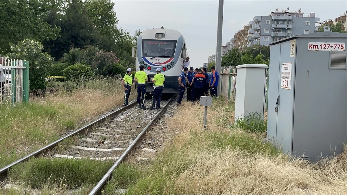 Aydın\'da tren kazası: Bir kişi hayatını kaybetti