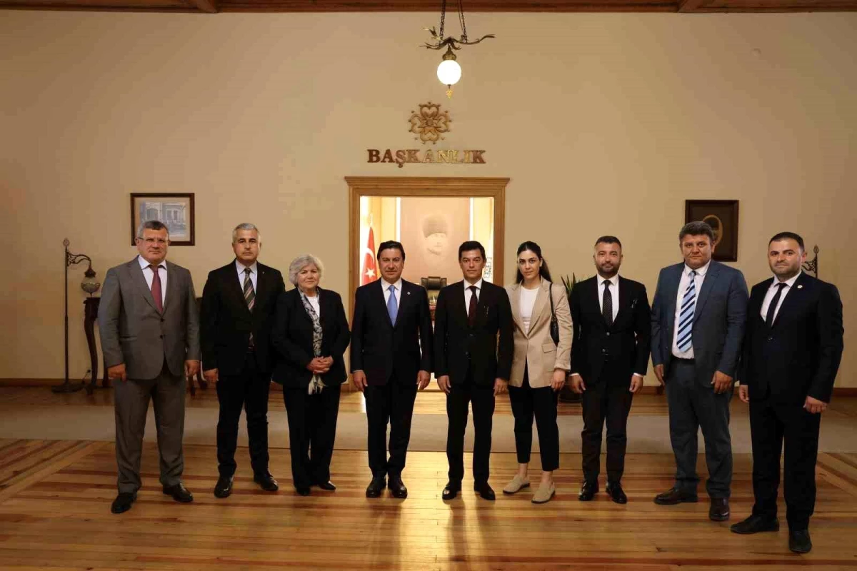 Marmaris Belediye Başkanı Acar Ünlü, Muğla\'da Ziyaretlerde Bulundu