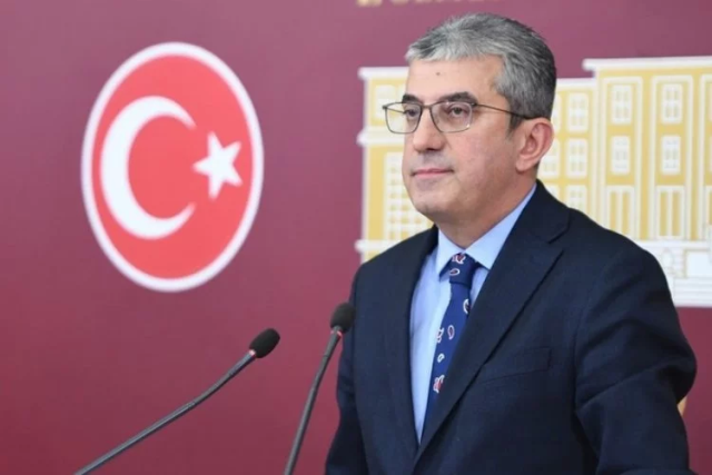 CHP'den Kılıçdaroğlu'na yanıt: Biriyle görüşmek onunla mücadele etmemek anlamına gelmiyor