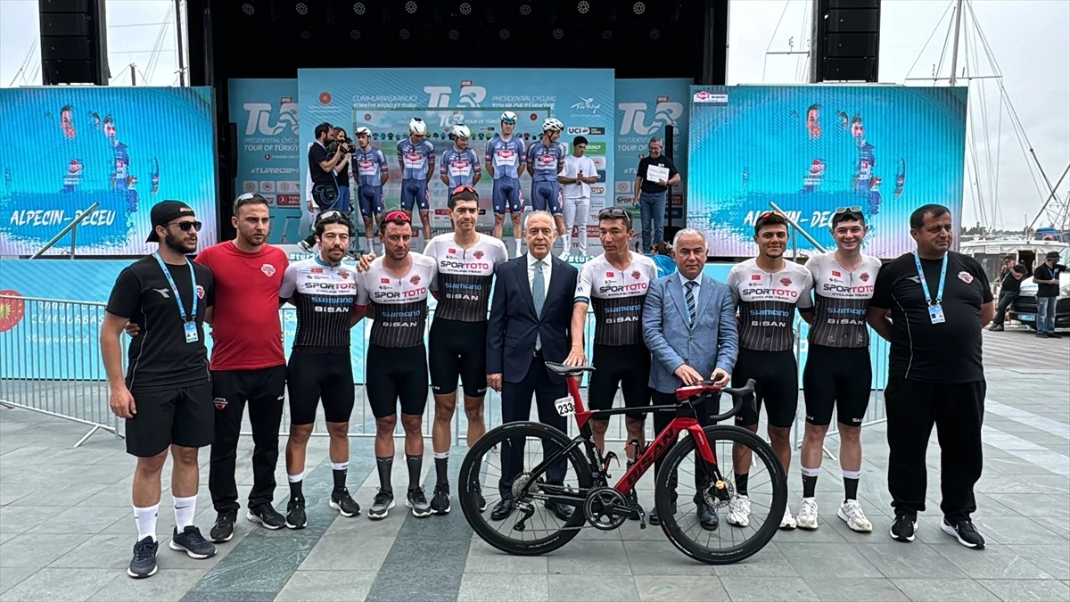 Cumhurbaşkanlığı Türkiye Bisiklet Turu, Antalya, Muğla, İzmir ve İstanbul\'un tanıtımına katkı sağlıyor