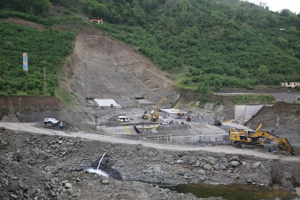 DSİ Samsun Bölge Müdürü, Salıpazarı Barajı inşaatını inceledi