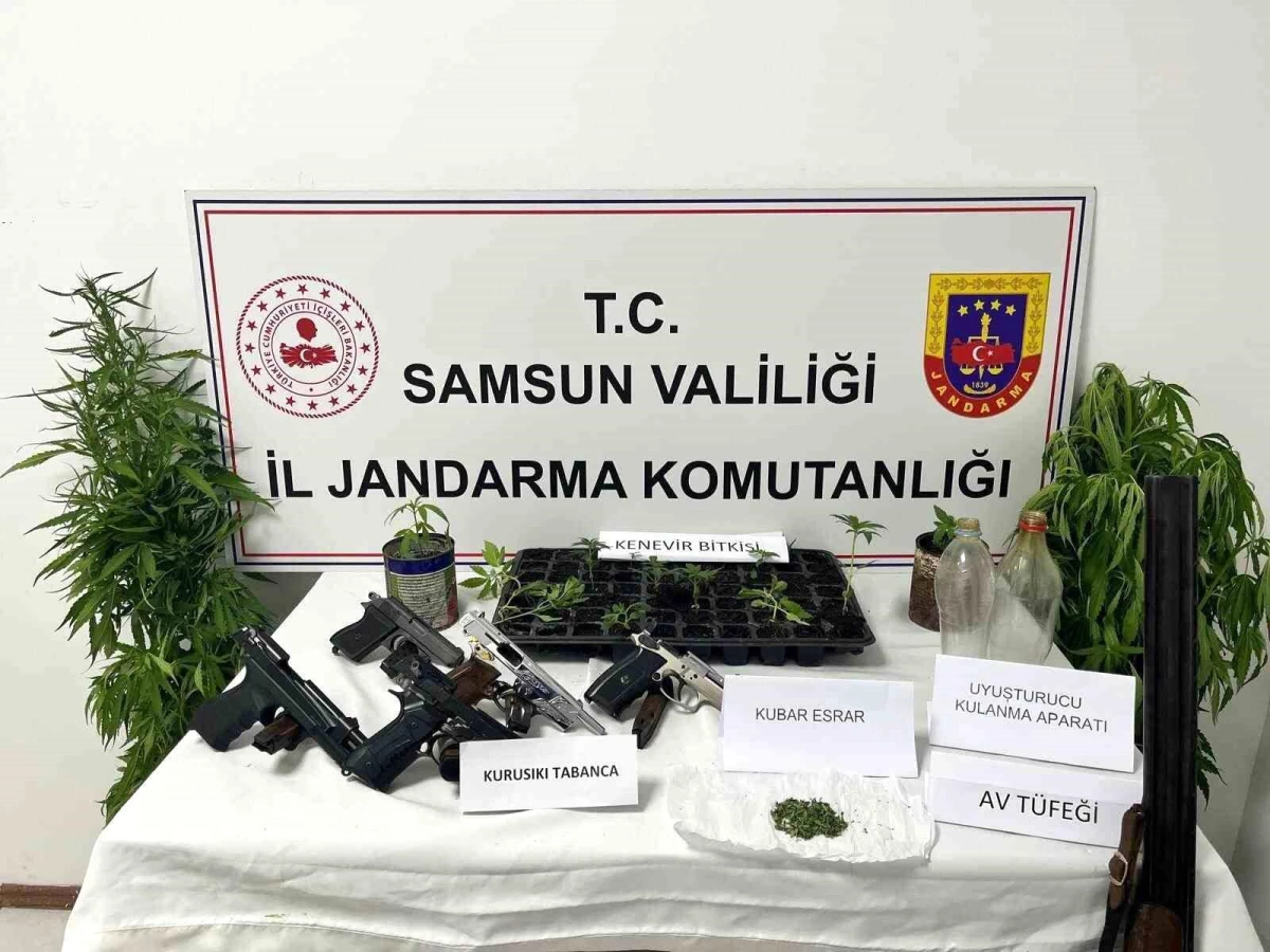 Samsun\'da Uyuşturucu ve Silah Operasyonu: 2 Kişi Yakalandı
