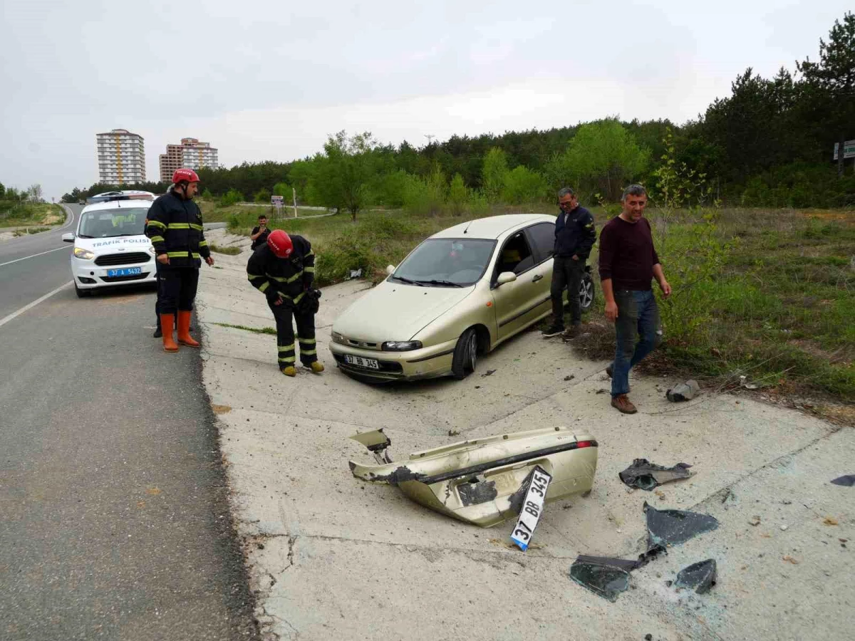 Kastamonu\'da otomobili ile yoldan çıkarak \'v\' kanalda durabilen sürücü yaralandı