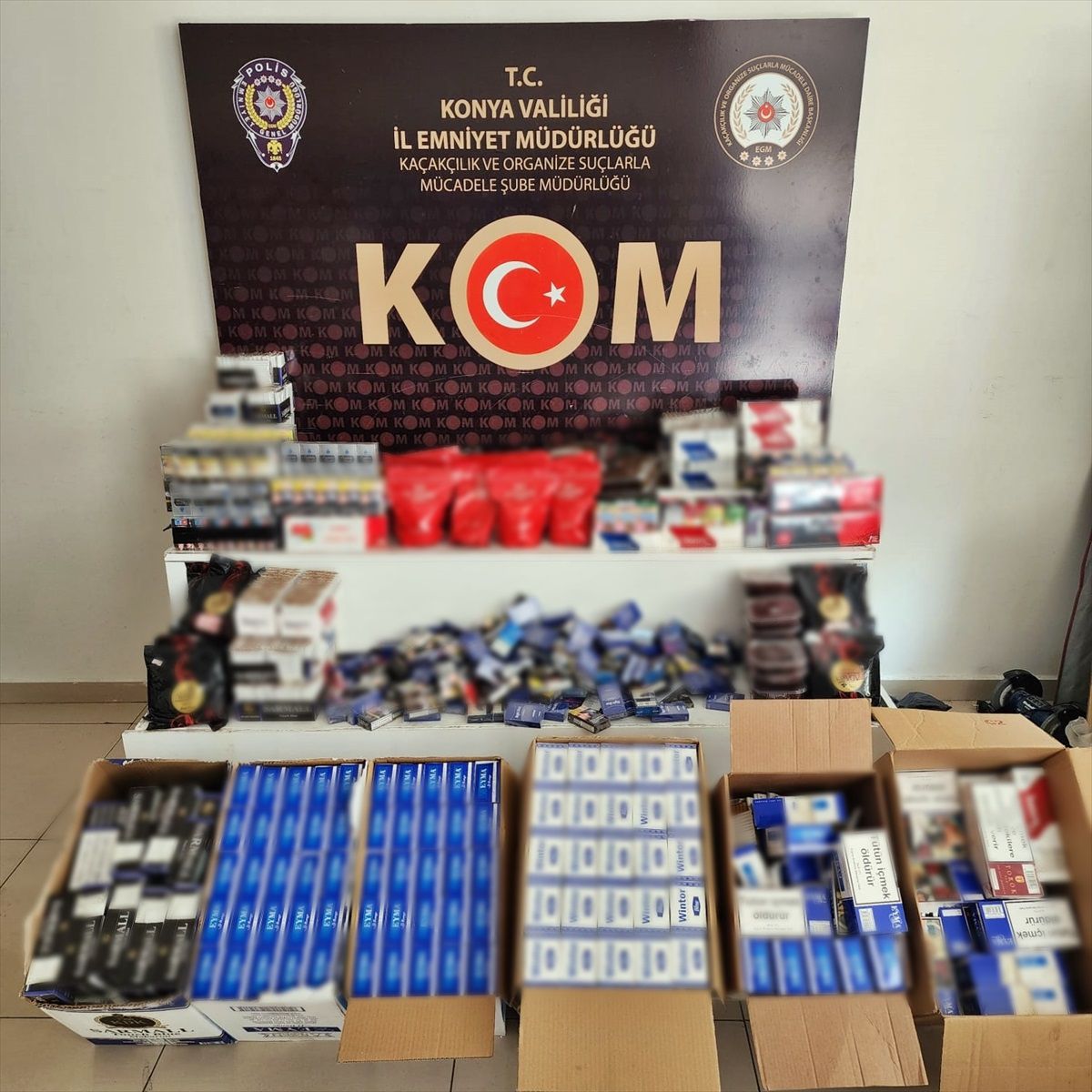 Konya\'da düzenlenen operasyonda 8 şüpheli gözaltına alındı
