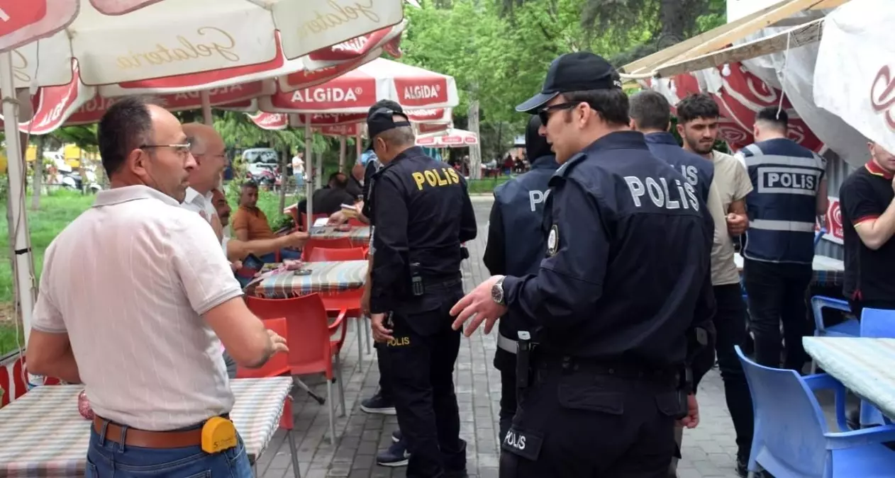 Samsun Vezirköprü\'de polis ekipleri hırsızlık ve dolandırıcılık konularında vatandaşları bilgilendirdi