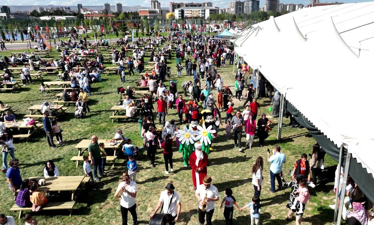 Kayseri Çocuk Kitap Fuarı ve Şenliği\'ne Ücretsiz Ulaşım İmkanı