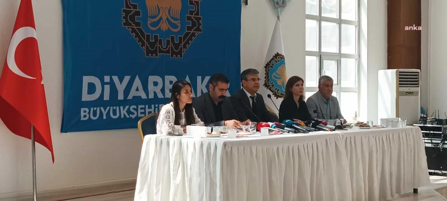 Diyarbakır Büyükşehir Belediyesi\'ne müfettiş görevlendirildi