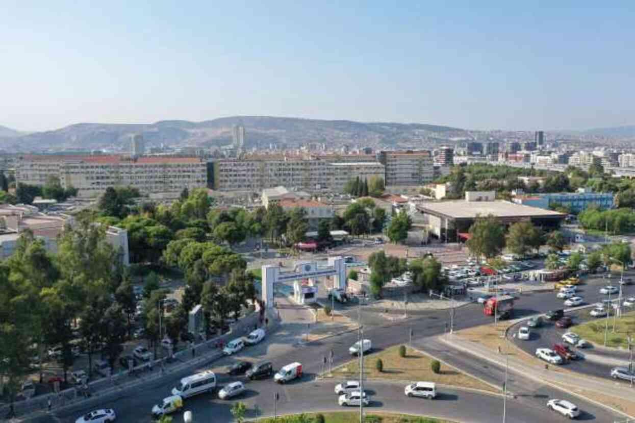 Ege Üniversitesi Hastanesi'nde kanser hastası kadına cinsel saldırıda bulunan hemşireye 25 yıl hapis cezası verildi