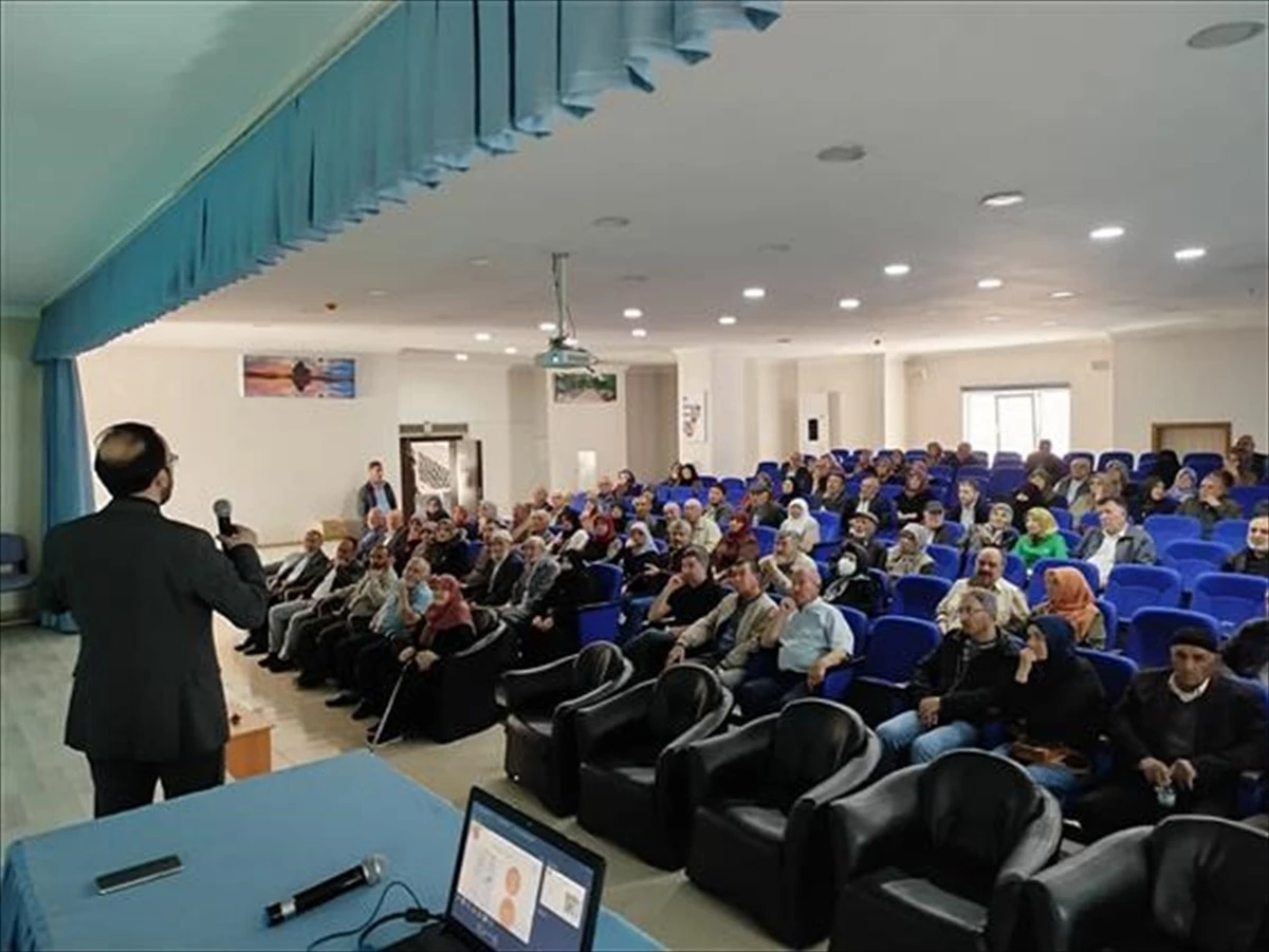 Kırşehir\'de Hac Eğitim Semineri Düzenlendi