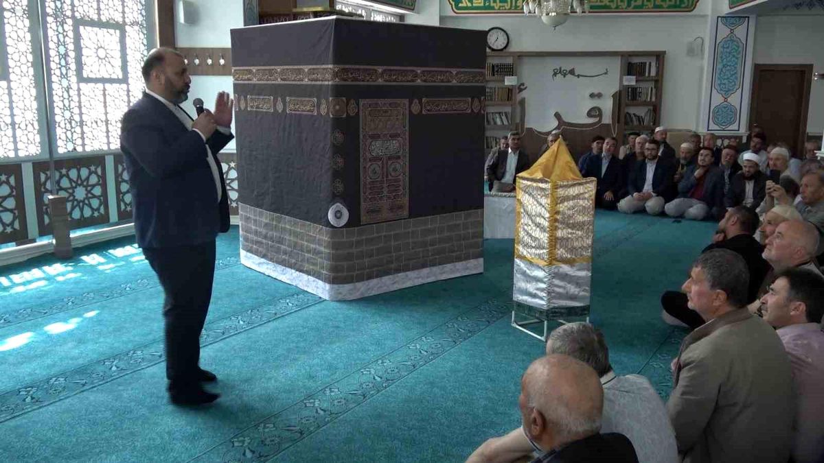 Kütahya Müftülüğü tarafından hacı adayları için \'Hac Hazırlık Semineri\' düzenlendi