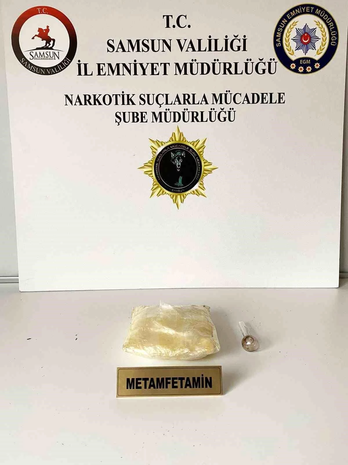 Samsun\'da 305,35 gram metamfetamin ile yakalanan 4 kişi gözaltına alındı