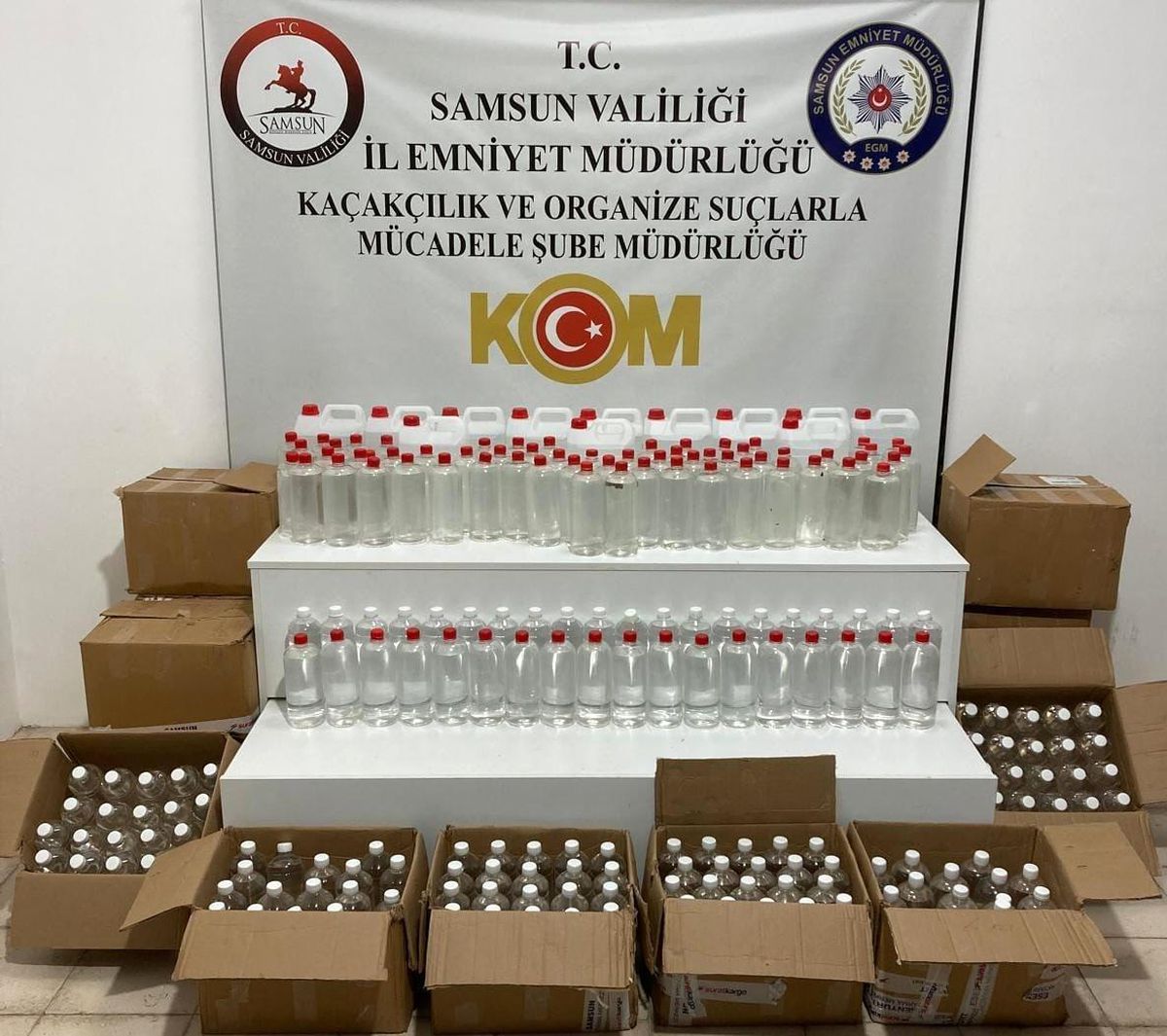 Samsun\'da polis tarafından 455 litre etil alkol ele geçirildi