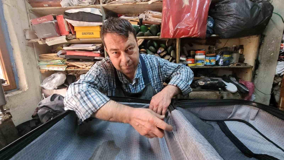 Yaz Tatili İçin Valiz Tamiratları Artıyor