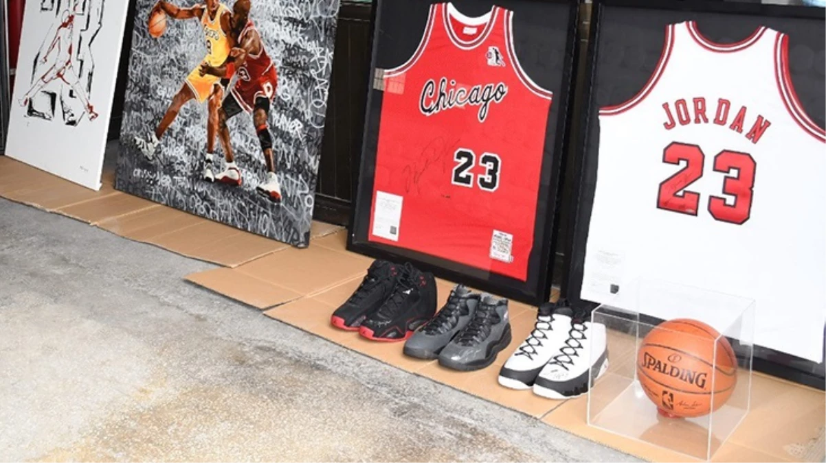 Ticaret Bakanlığı\'nın 5 milyon liraya satışa çıkardığı Michael Jordan imzalı ayakkabıları kimse almadı