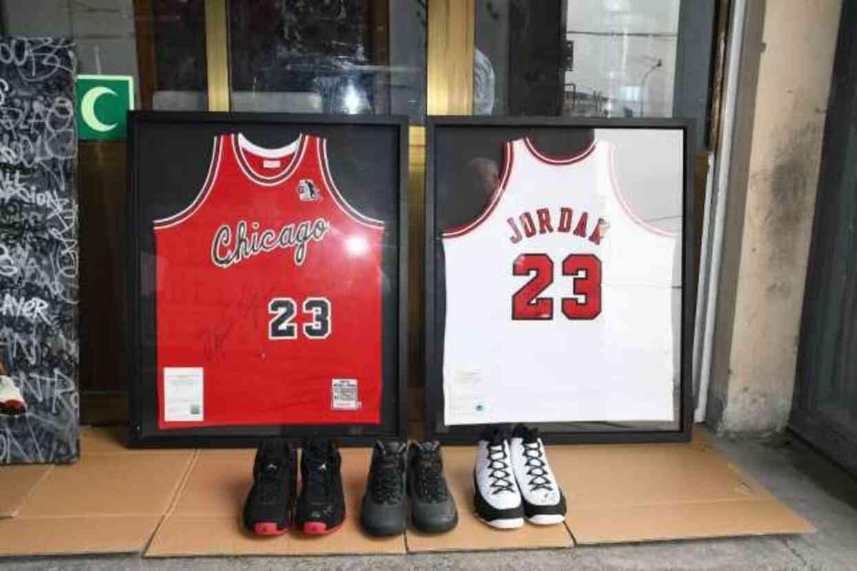 Ticaret Bakanlığı'nın 5 milyon liraya satışa çıkardığı Michael Jordan imzalı ayakkabıları kimse almadı