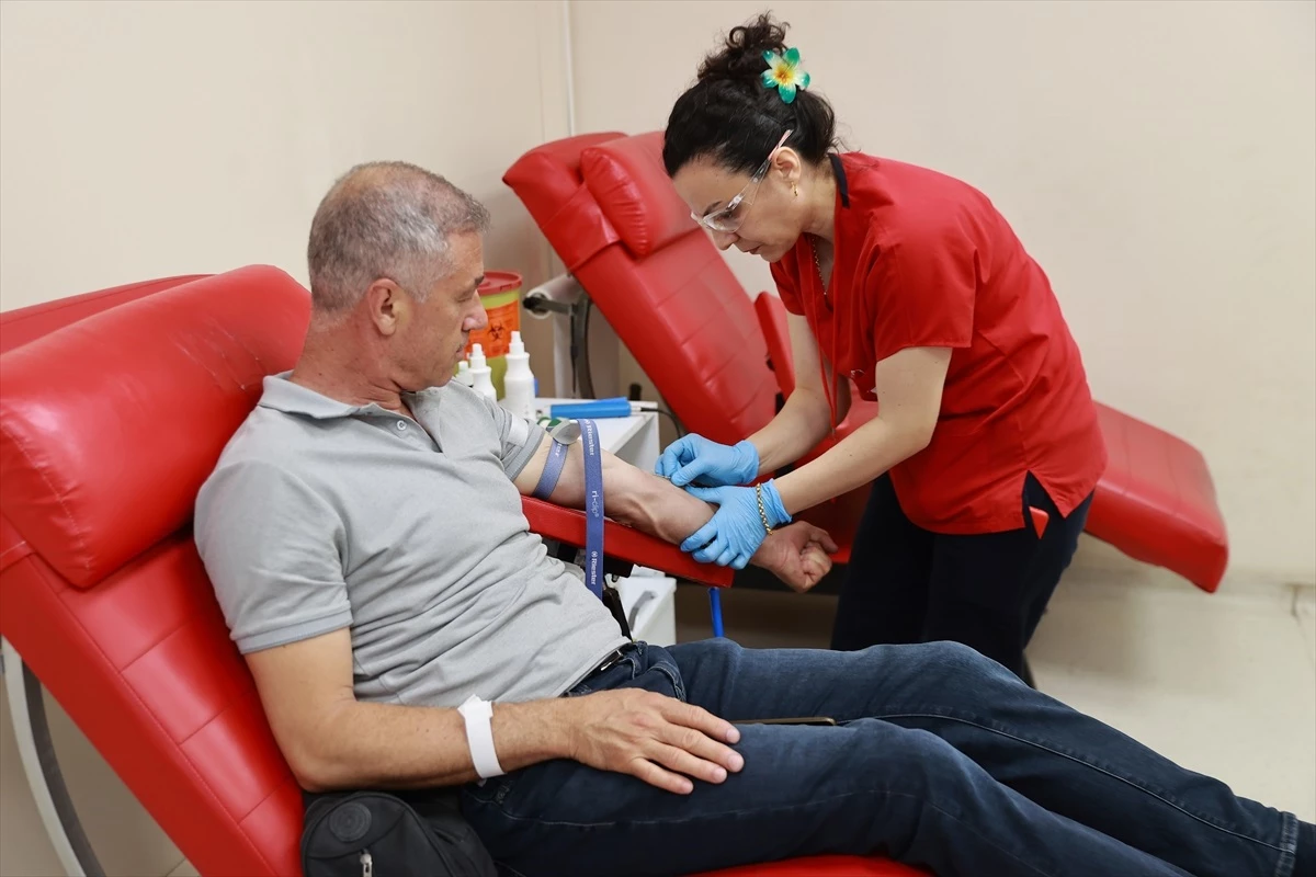 Adana\'da yaz aylarında düşen kan stokunun ihtiyaç seviyesinde tutulması için kan bağışı kampanyası düzenlenecek