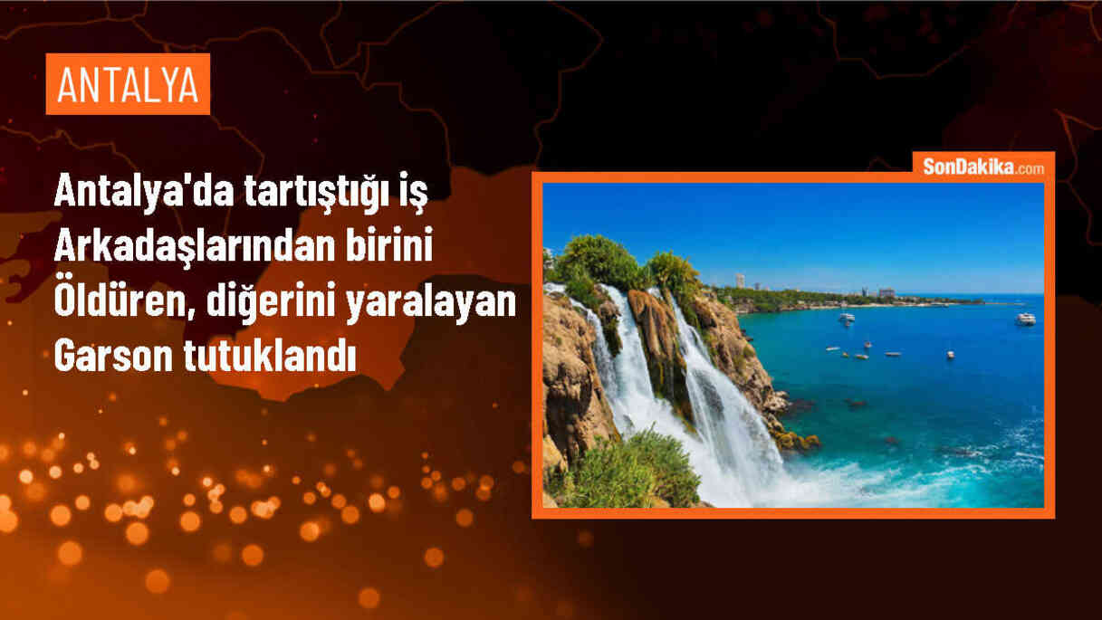Antalya\'da Garson İş Arkadaşlarını Vurarak Öldürdü