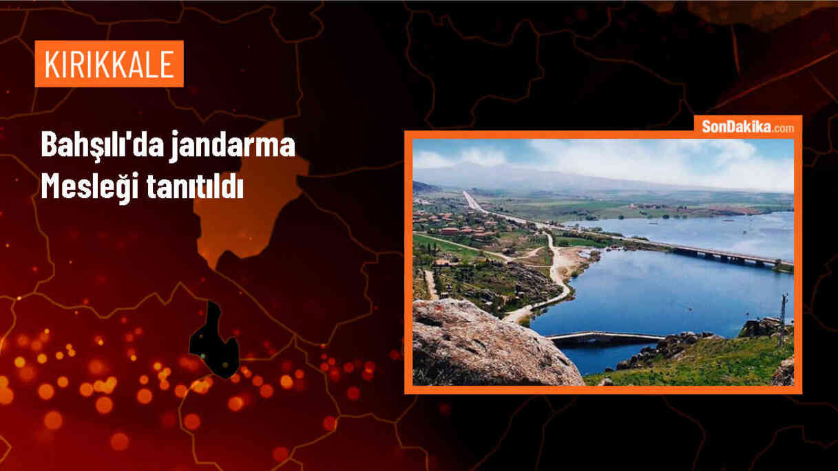 Kırıkkale\'de Jandarma Personeli Lise Öğrencilerine Seminer Verdi