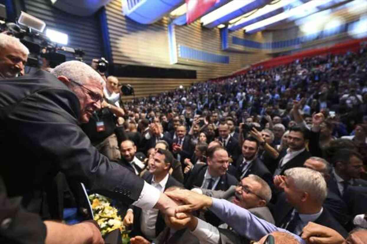 İYİ Parti'nin yeni genel başkanı Müsavat Dervişoğlu'ndan ilk sözler